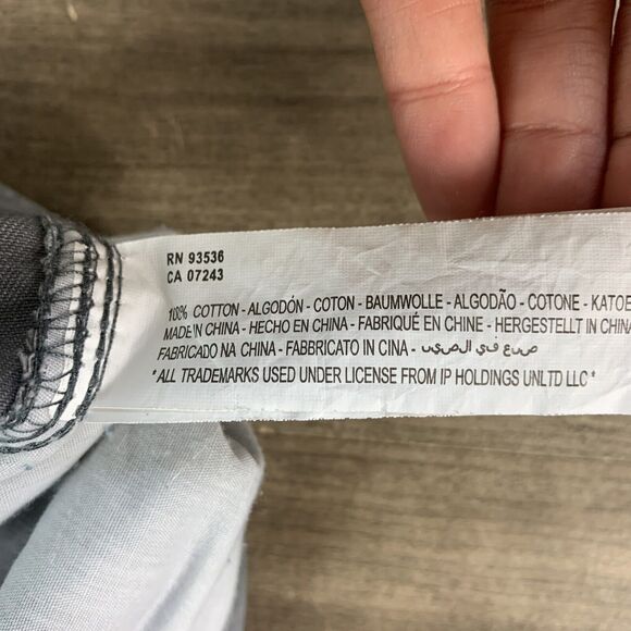 Ecko Unltd Mens Cargo Shorts Size 34 Actual 38W Gray Bermuda Pockets Hiking - Picture 8 of 10